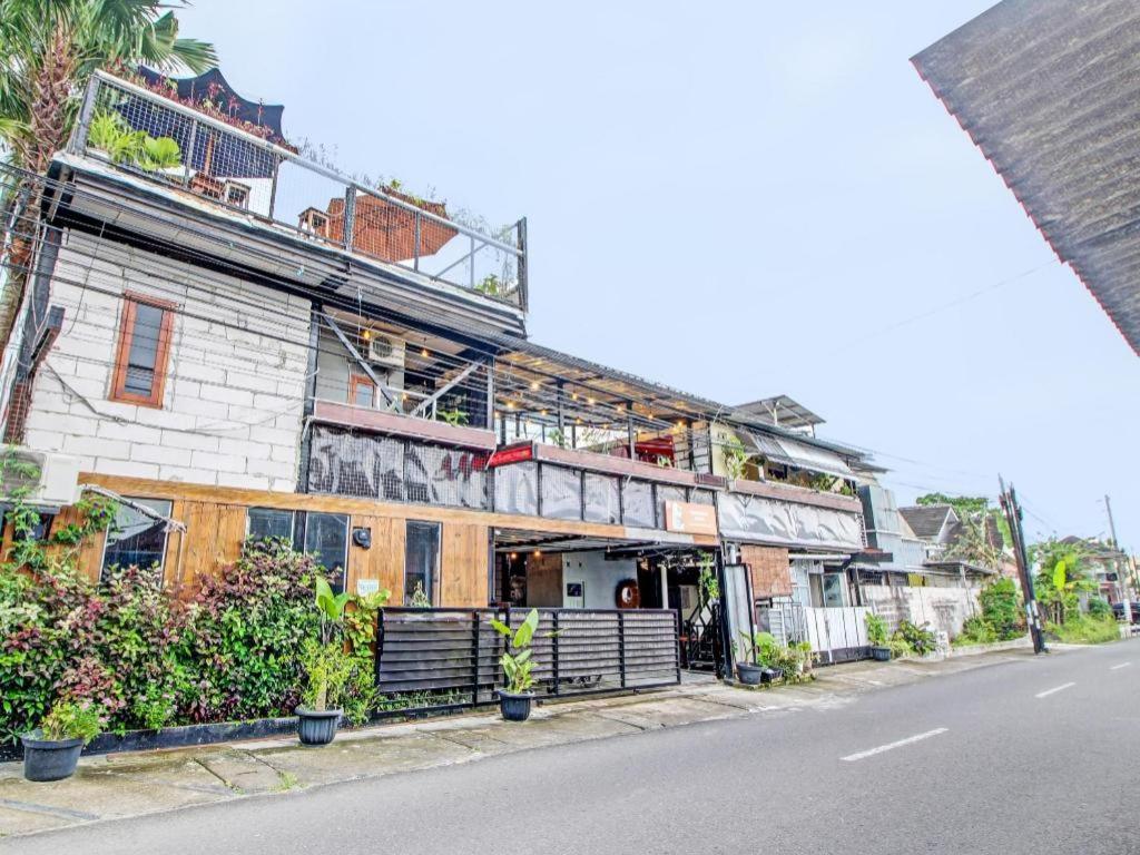 Oyo 92256 Sentosa Residence يوغياكارتا المظهر الخارجي الصورة